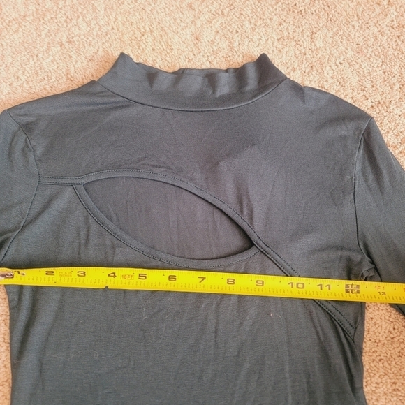 NWT Boohoo Bodysuit 2 - Picture 3 of 7